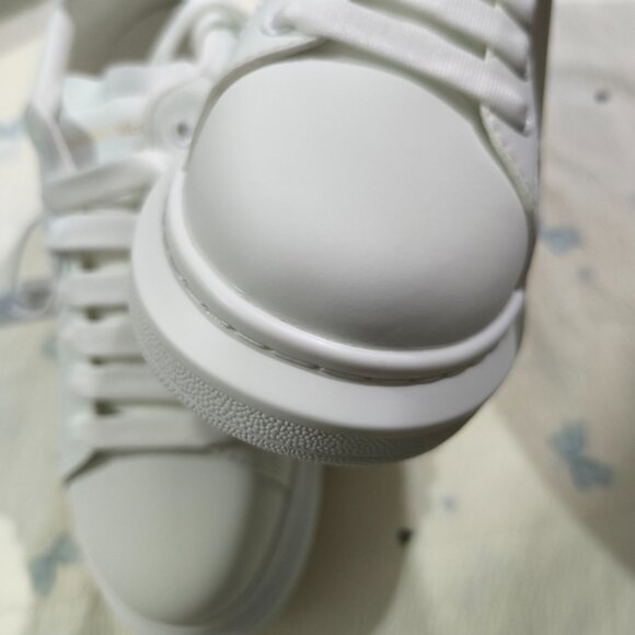 Alexander McQueen All-White Platform Low-Top Sneakers - Picture 2 of 7